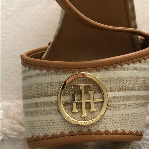 Tommy Hilfiger heels - Picture 3 of 6